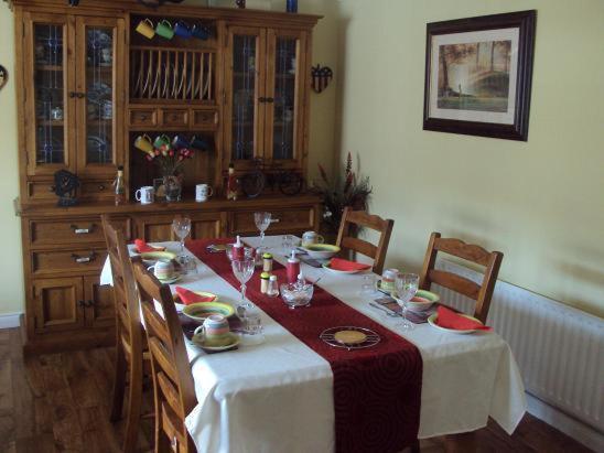 לינה וארוחת בוקר קיל איירן Ryebrook House מראה חיצוני תמונה