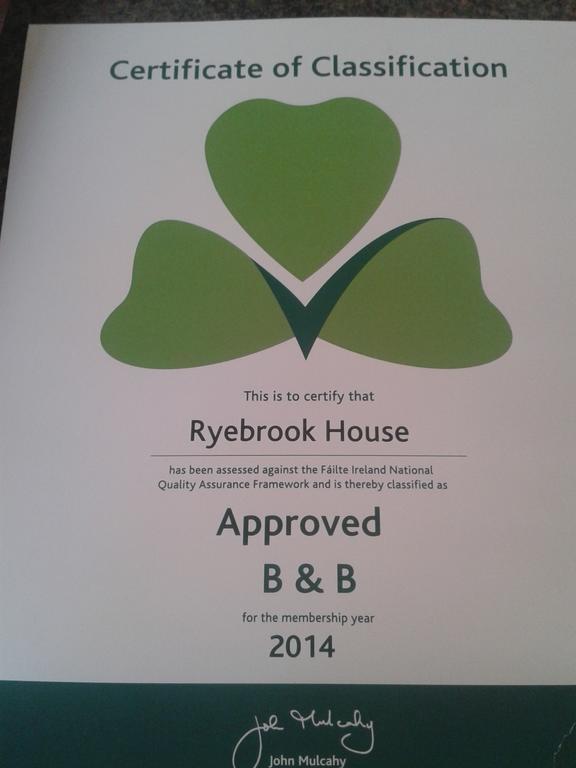 לינה וארוחת בוקר קיל איירן Ryebrook House מראה חיצוני תמונה